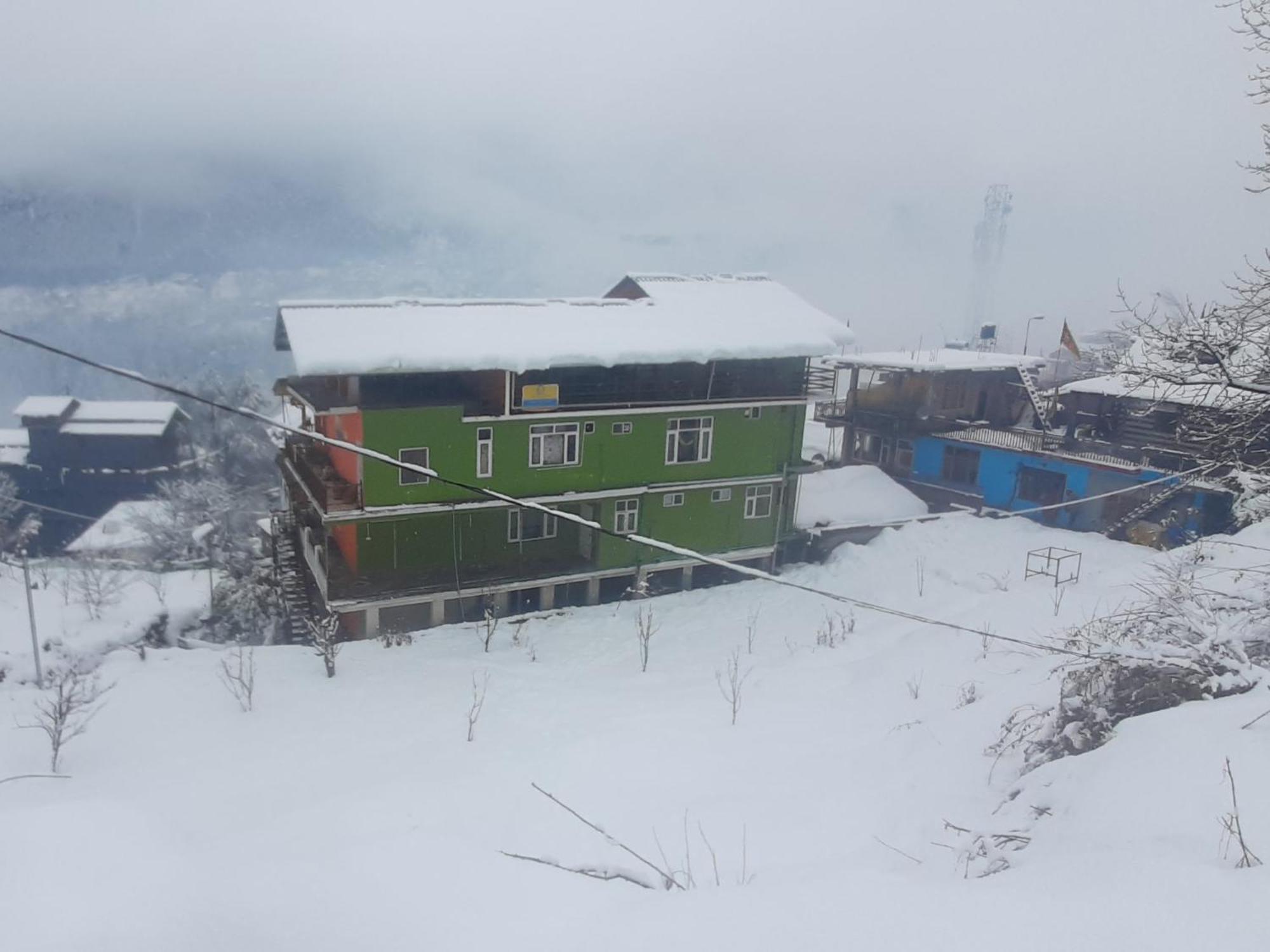 The Homstel Manali Ostello Esterno foto