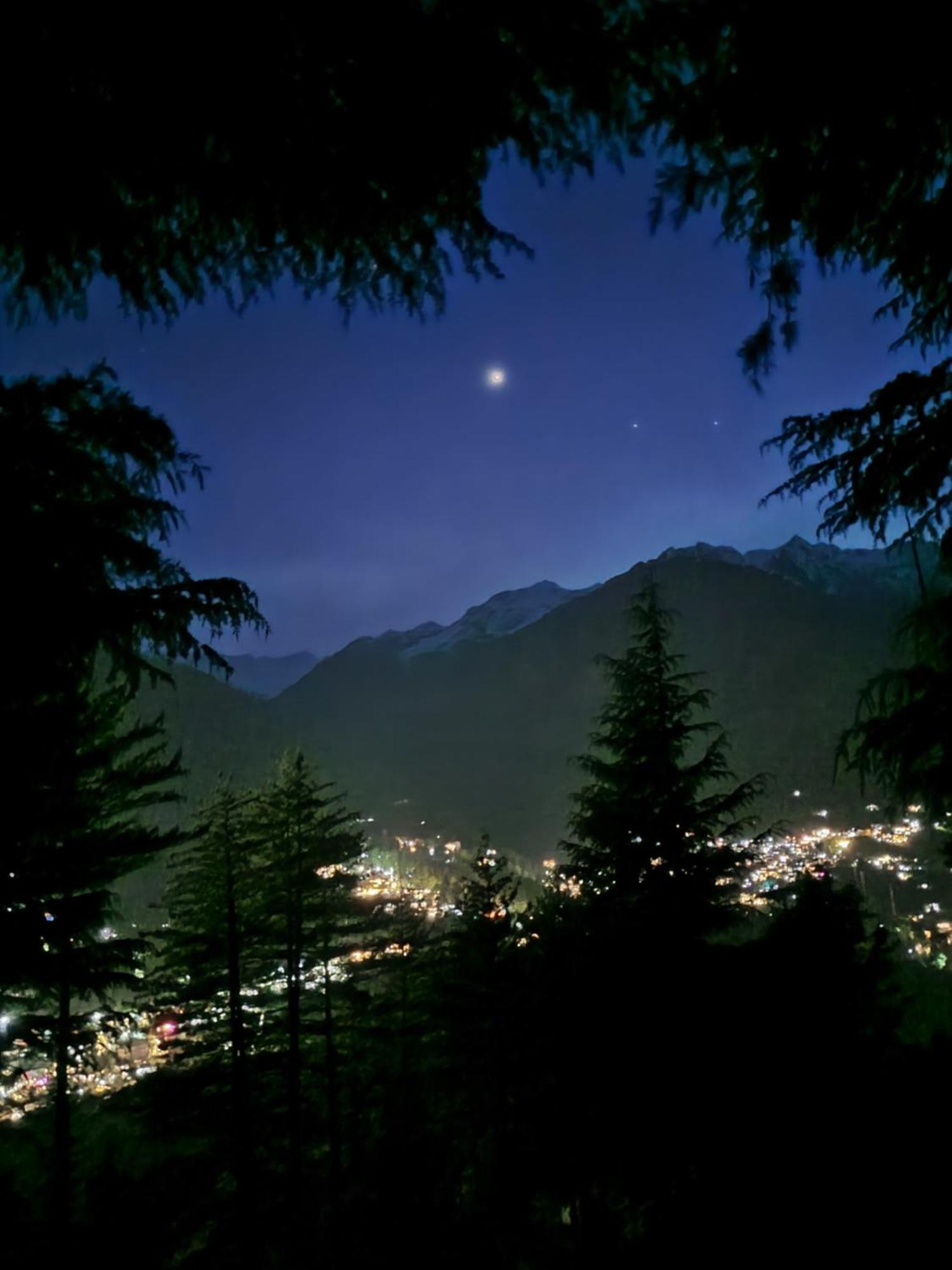 The Homstel Manali Ostello Esterno foto